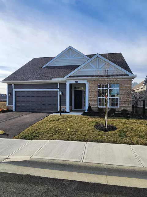 5187 Clarewood Ln, Dublin, OH 43016