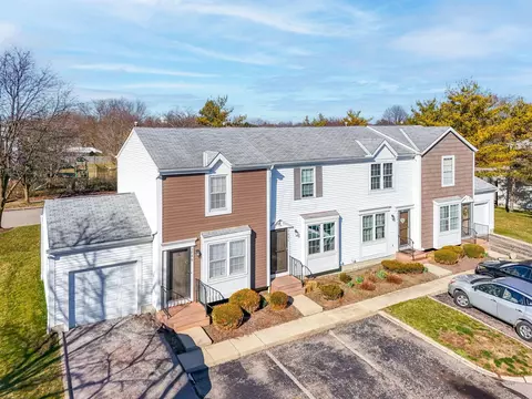 5084 Singleton Dr #29B, Hilliard, OH 43026