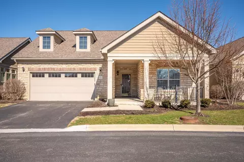 3880 Foresta Grand Dr, Powell, OH 43065