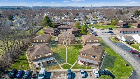 183 Briarwood Dr #F, Johnstown, OH 43031