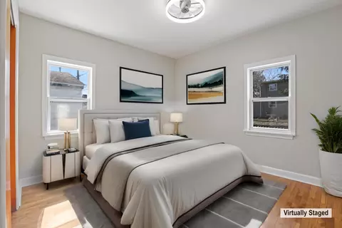 Bedroom - 33 E Postal Ave, Newark, OH 43055 photo 1 of 3