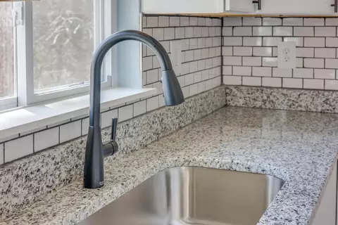 Kitchen - 1637 Winding Trl, Springfield, OH 45503 photo 2 of 4