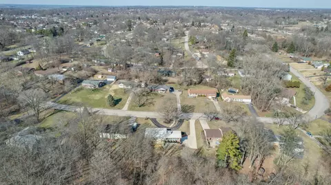 View/Area - 1637 Winding Trl, Springfield, OH 45503 photo 3 of 14