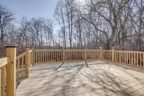 Exterior - 1637 Winding Trl, Springfield, OH 45503 photo 8 of 13