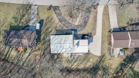 Other - 1637 Winding Trl, Springfield, OH 45503 photo 1 of 13