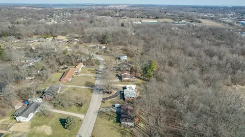 View/Area - 1637 Winding Trl, Springfield, OH 45503 photo 13 of 14