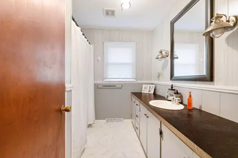 Bath - 3513 Boundary Rd, Prospect, OH 43342 photo 1 of 1