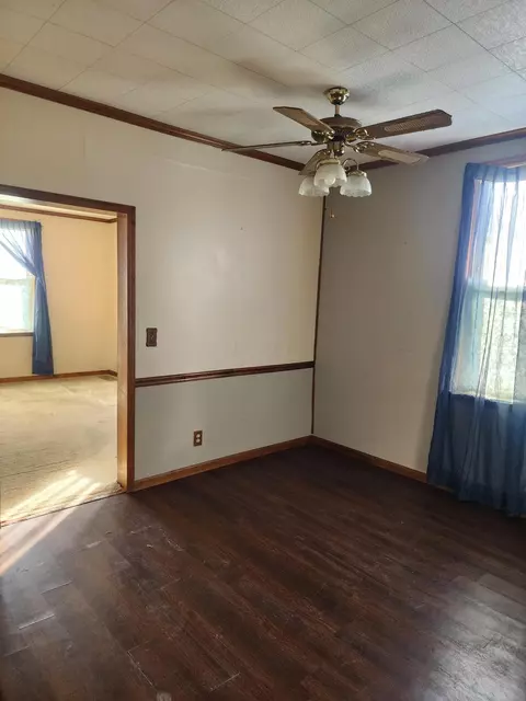 Bedroom - 336 Lancaster Pike, Circleville, OH 43113 photo 3 of 4