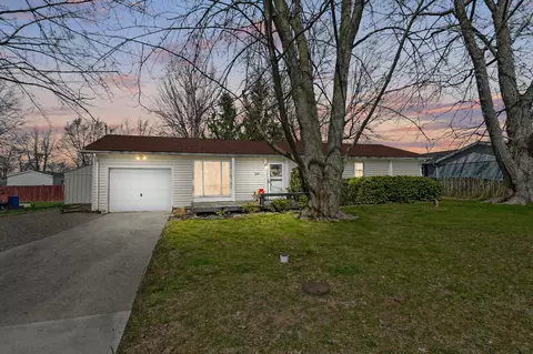 310 Valerie Dr, Ada, OH 45810