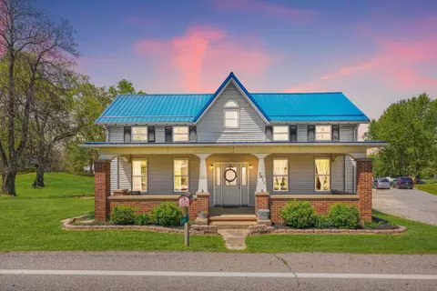 7081 State Route 180, Kingston, OH 45644