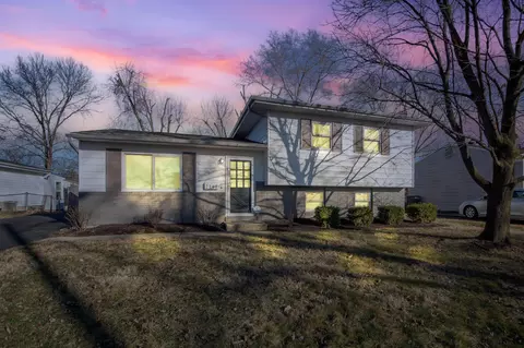 2168 Glenbrook Dr, Columbus, OH 43232