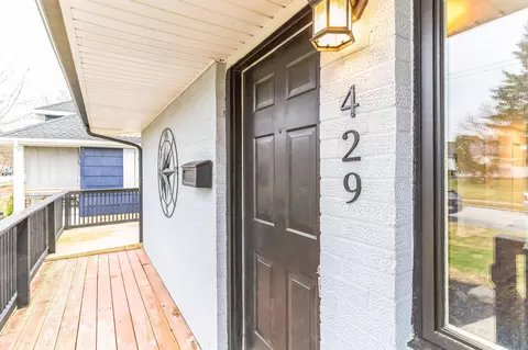 Exterior - 429 E Jeffrey Pl, Columbus, OH 43214 photo 3 of 8