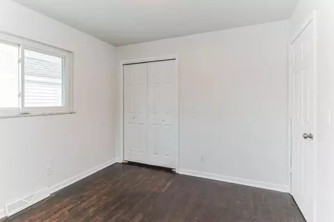 Bedroom - 429 E Jeffrey Pl, Columbus, OH 43214 photo 2 of 2