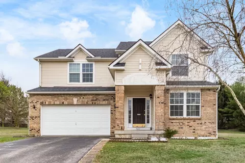 929 Lockmead Ct, Pataskala, OH 43062