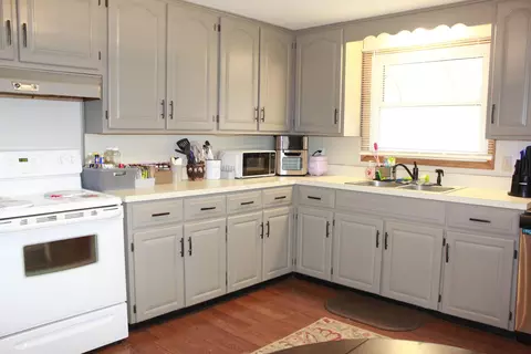 1130 Westmont Dr, Springfield, OH 45503 photo 2