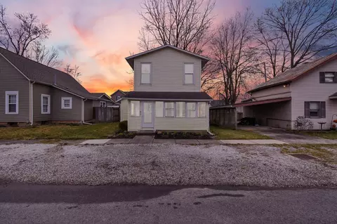 492 Jefferson St, Pataskala, OH 43062