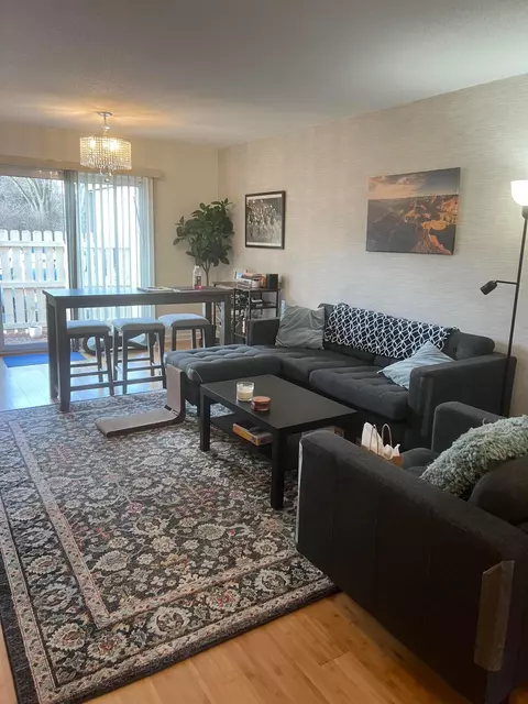 1637 Cindy Ct #21, Columbus, OH 43232