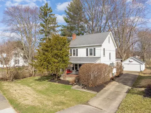 410 E Market St, Baltimore, OH 43105