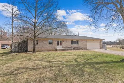 10113 Taylor Rd SW, Etna, OH 43068