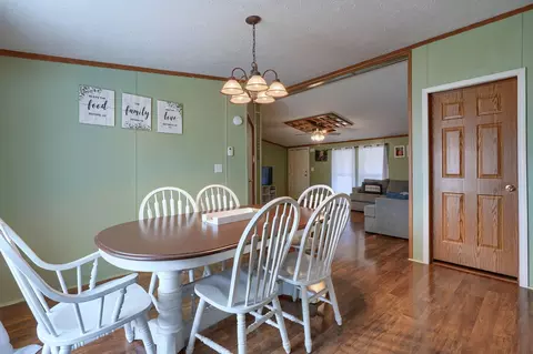 Dining - 157 Coffman St, Jackson, OH 45640 photo 2 of 2