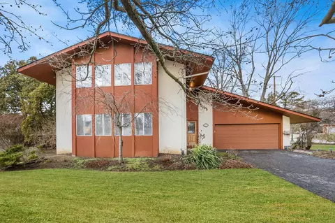 1800 Willow Forge Dr, Columbus, OH 43220