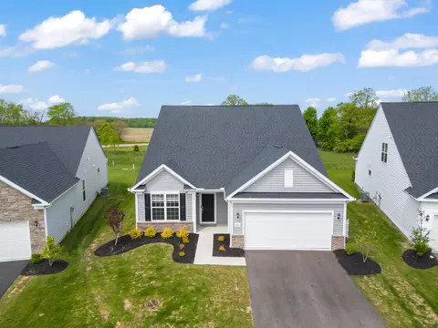 6776 Cat Singer Cir, Hilliard, OH 43026