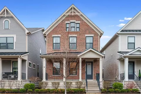 925 Pullman Pl, Grandview Heights, OH 43212