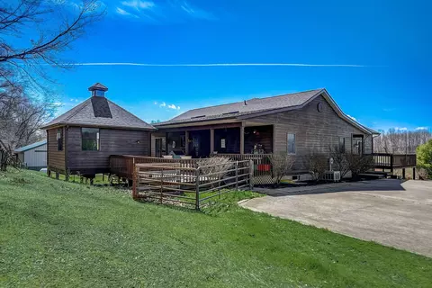 Exterior - 34203 Moore Rd, Logan, OH 43138 photo 3 of 10