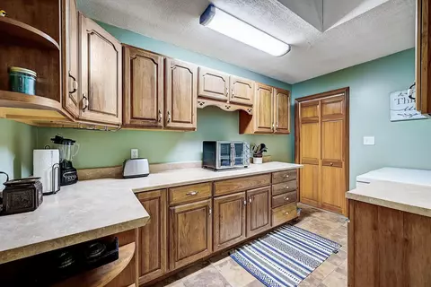 Kitchen - 34203 Moore Rd, Logan, OH 43138 photo 5 of 5