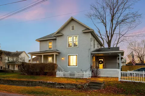 211 Oak St, Mount Vernon, OH 43050