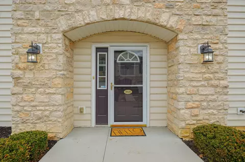 4920 Ivyvine Blvd, Dublin, OH 43016