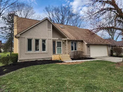 682 Paddlewheel Dr, Westerville, OH 43082