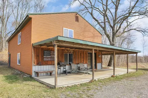 9814 Wesley Chapel Rd, Mount Perry, OH 43760