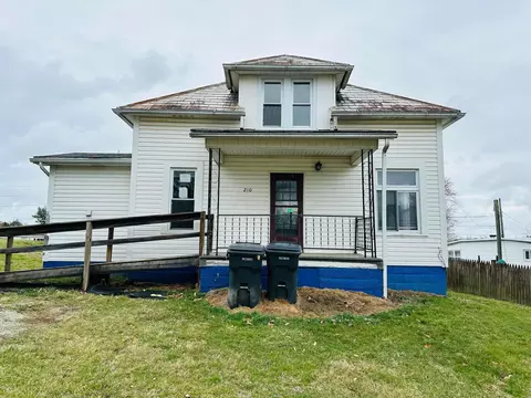 210 Lexington St, New Lexington, OH 43764