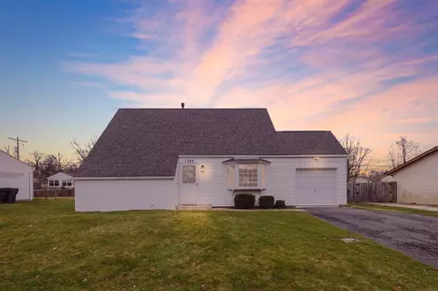 1344 Hilton Dr, Reynoldsburg, OH 43068