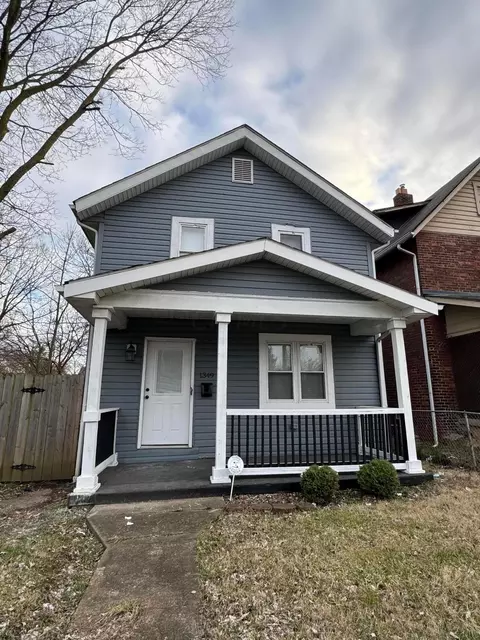 1349 Mooberry St, Columbus, OH 43205