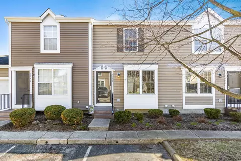 5144 Singleton Dr #41B, Hilliard, OH 43026