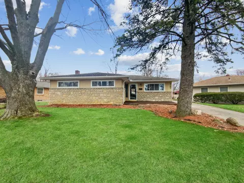 2702 Saint Patrick Rd, Columbus, OH 43204