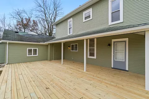 Exterior - 2626 Ridge Rd, Springfield, OH 45502 photo 4 of 7