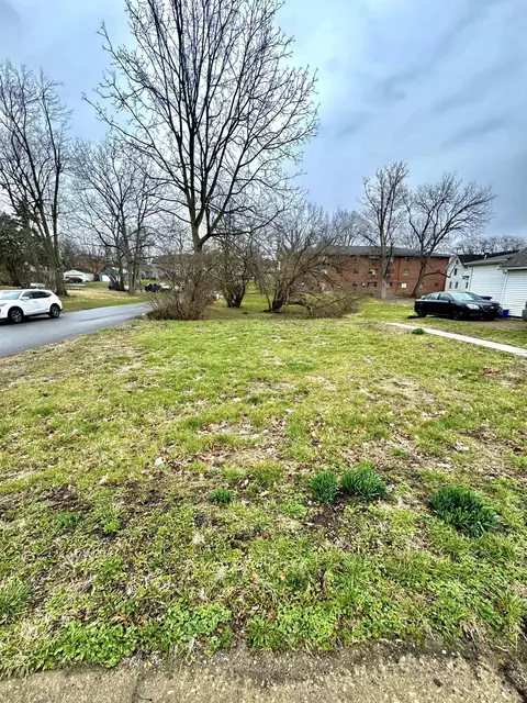 62 Bernard Ave, Delaware, OH 43015