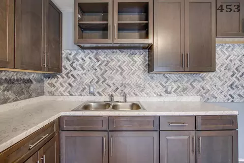 Kitchen - 453-455 N Yellow Springs St, Springfield, OH 45504 photo 2 of 7