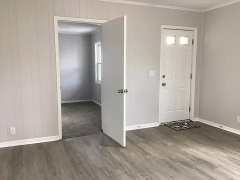 Bedroom - 180 Warner Ave, Logan, OH 43138 photo 1 of 2