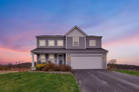 2212 Rolling Hills St, Lancaster, OH 43130