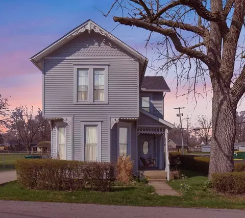 35 Bridge St, West Jefferson, OH 43162