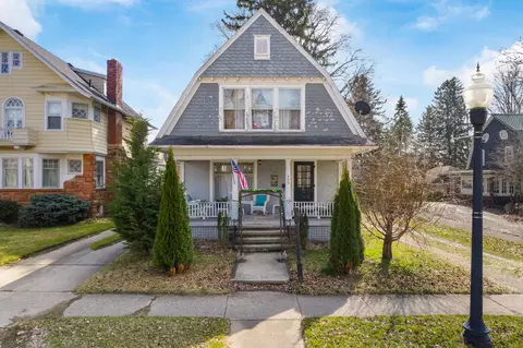 409 Harding Way W, Galion, OH 44833