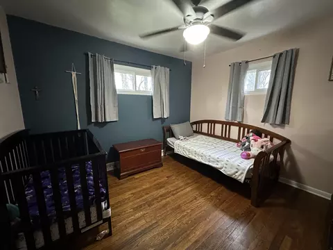 Bedroom - 2943 S Burnett Rd, Springfield, OH 45505 photo 7 of 10