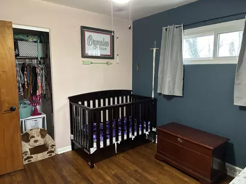 Bedroom - 2943 S Burnett Rd, Springfield, OH 45505 photo 8 of 10