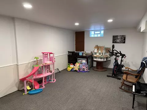 Other - 2943 S Burnett Rd, Springfield, OH 45505 photo 4 of 12