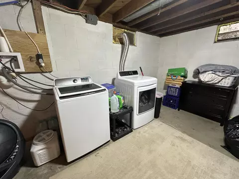 Other - 2943 S Burnett Rd, Springfield, OH 45505 photo 7 of 12