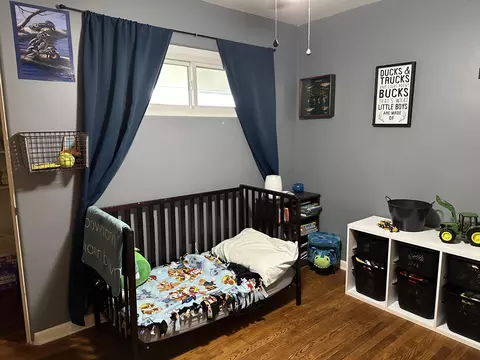 Bedroom - 2943 S Burnett Rd, Springfield, OH 45505 photo 1 of 10